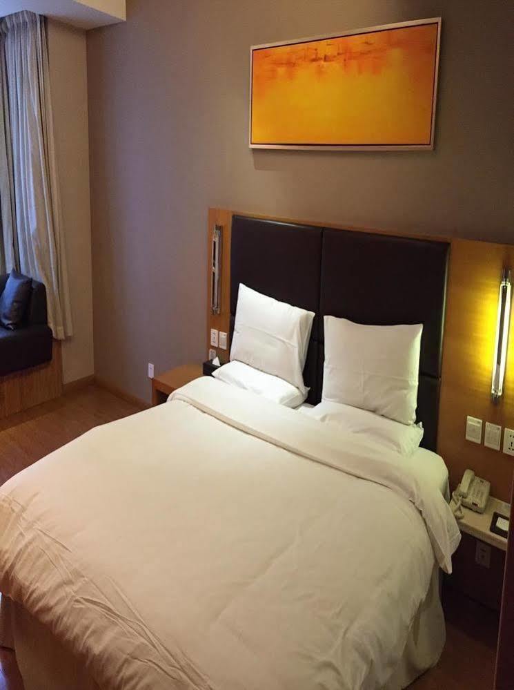 Ji Hotel Shanghai Jingan Temple Kangding Road Exterior photo